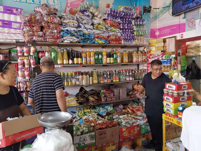 下良監管所在農村副食店開展食品銷售環節專項檢查